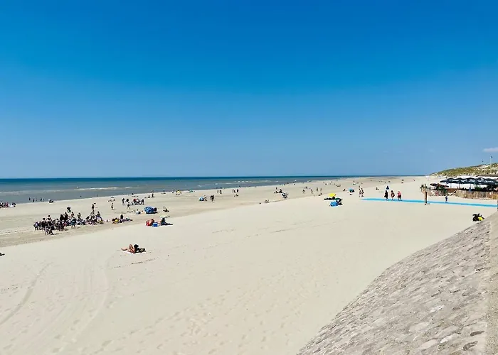 L\'Atelier Des Reves A 200 M De La Plage