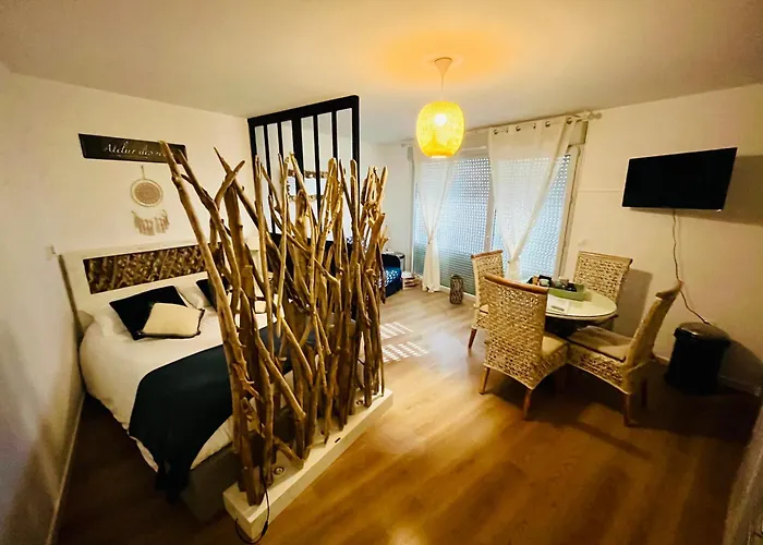 L\'Atelier Des Reves A 200 M De La Plage