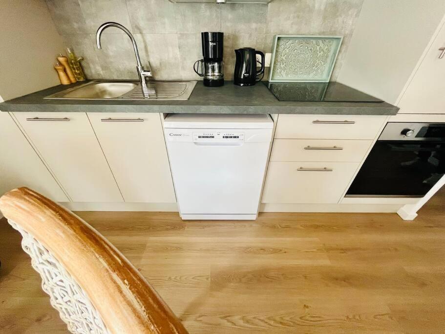 L'atelier Des Reves A 200 M De La Apartment *