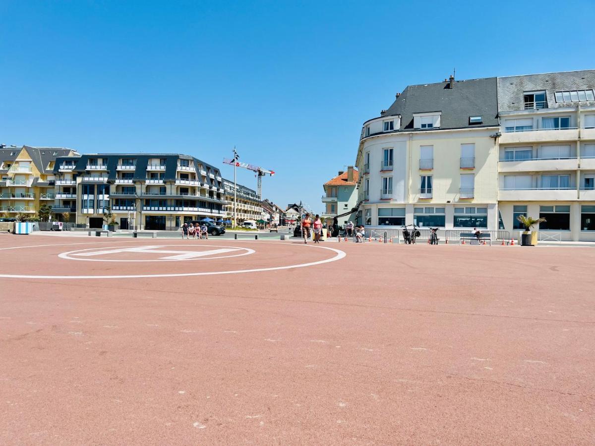 L'atelier Des Reves A 200 M De La *